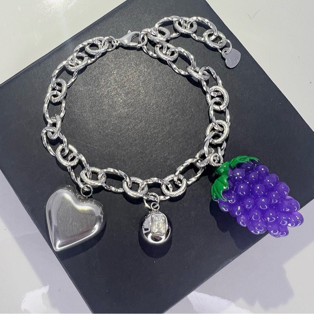 FRUIT SERIES Grape and Heart Pendant Link Chain Bracelet - Picture 1 of 2